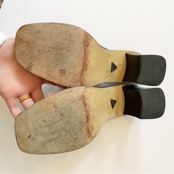 Vintage Guess 90s Leather Block Heel Slides Mule Sandals Square Toe - Picture 5 of 7